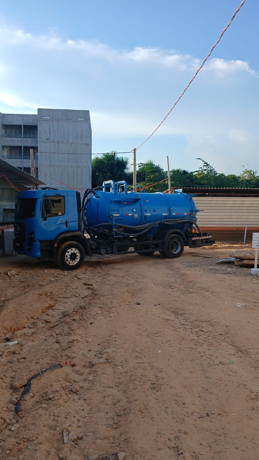 Limpeza de Fossa - Trabalho 3